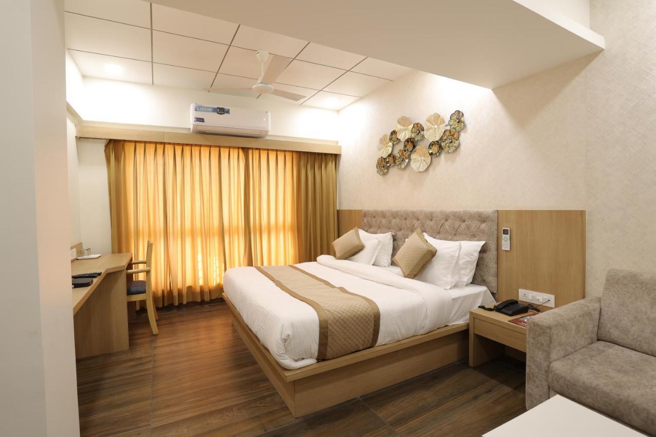 Hotel Lotus Ānand 외부 사진