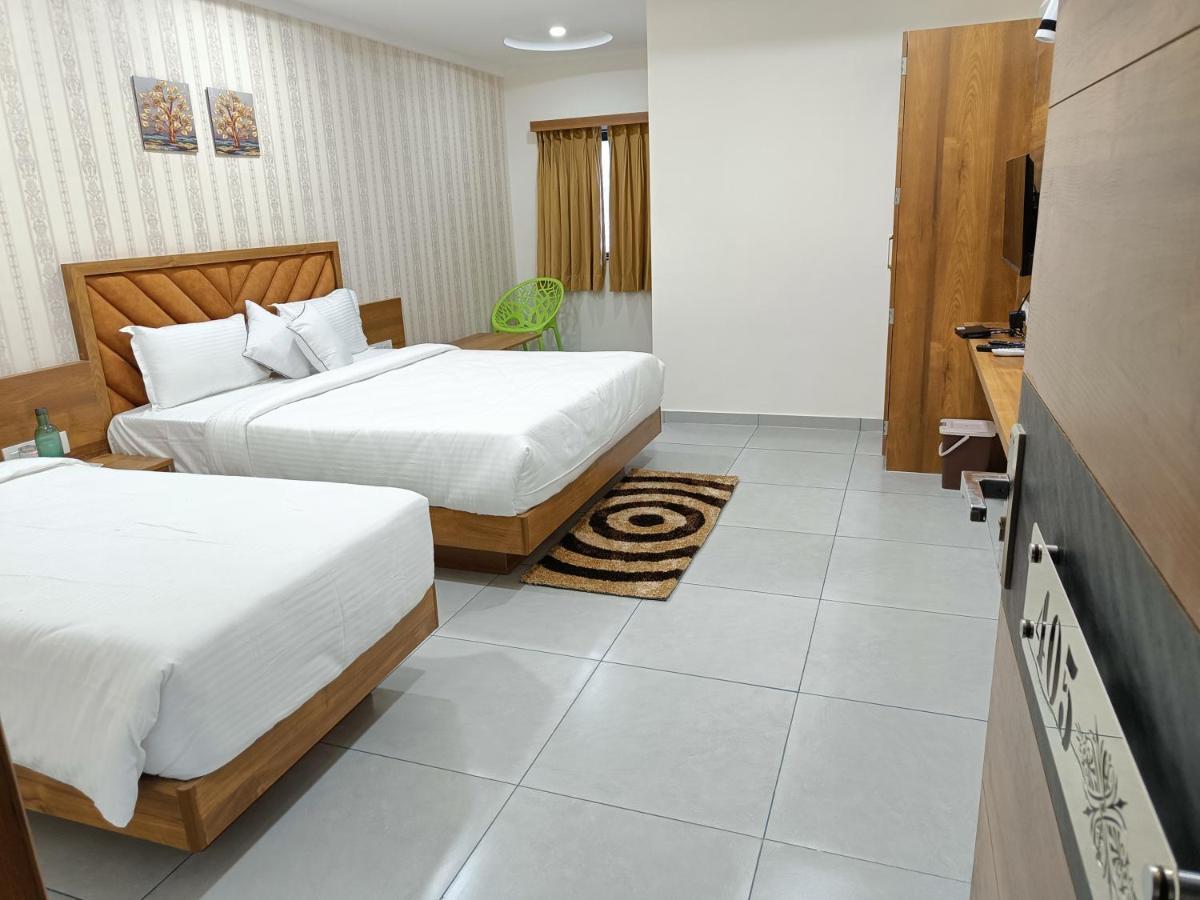 Hotel Lotus Ānand 외부 사진